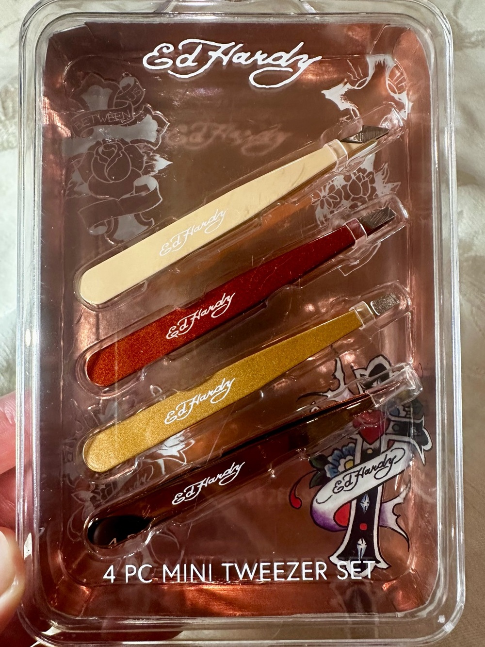 NWT 4 pc. Mini Tweezer Set - Ed Hardy design